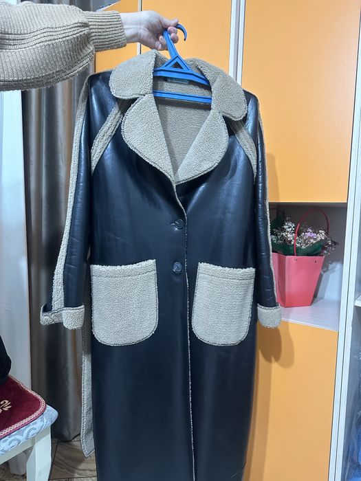 Прадаётся новое пальто (не дорого)