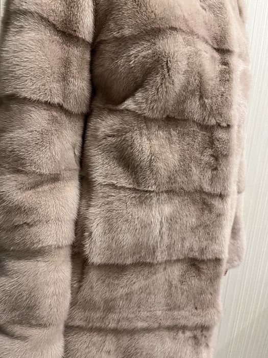 Продам норковую шубу