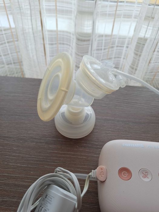 Електрическа помпа за кърма Avent - 100 лв.