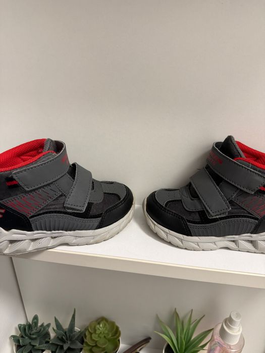 Ghete skechers cu lumini nr 23