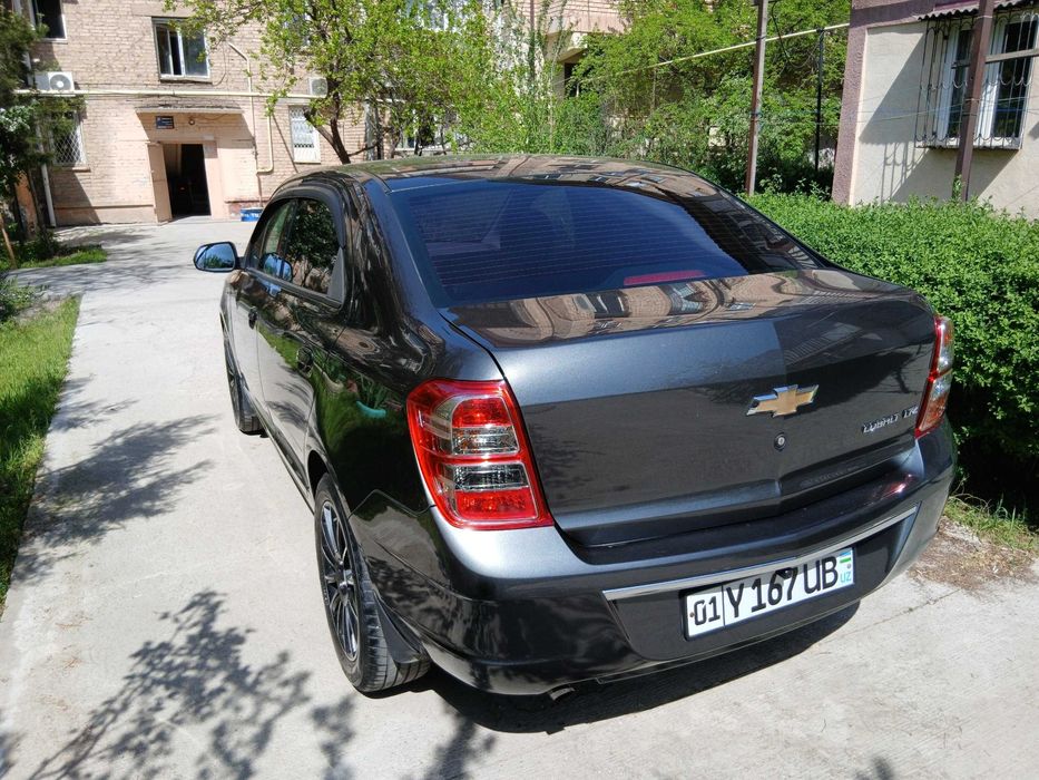 продаю свое авто