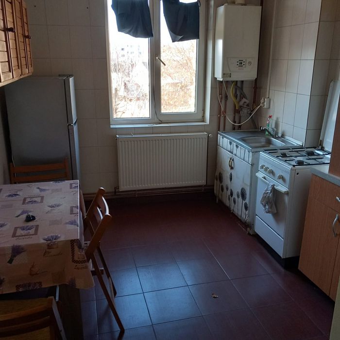 Apartament de închiriat