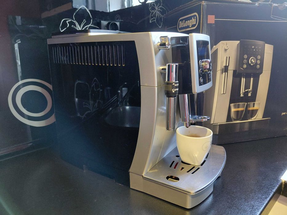 Кафеавтомат delonghi Intensa
