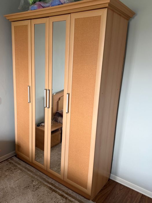 Шкаф для спальной комнаты