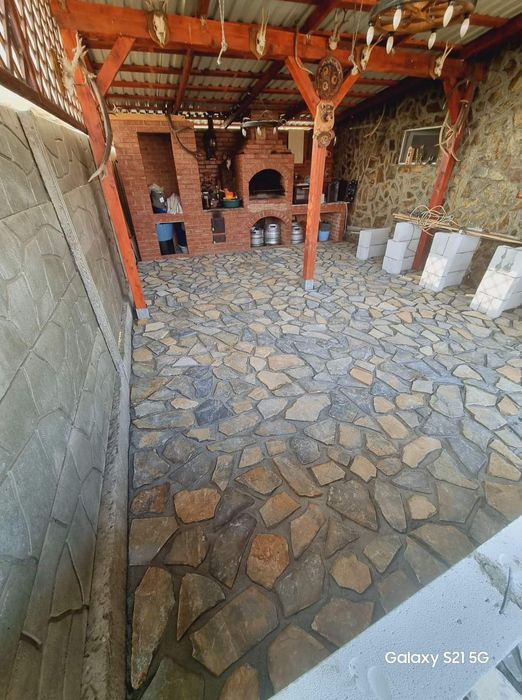 Construiesc grătare si foișoare