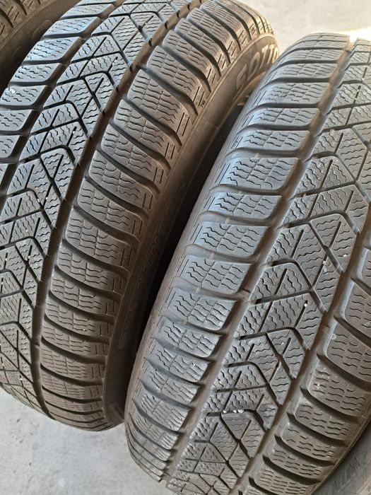 4 anvelope iarnă 205 60 r17 Pirelli