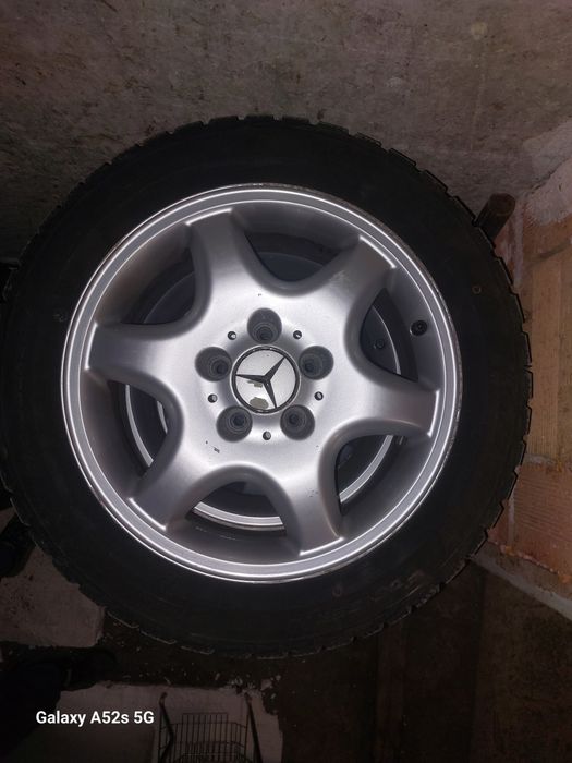 Зимни гуми и джанти за mercedes 16