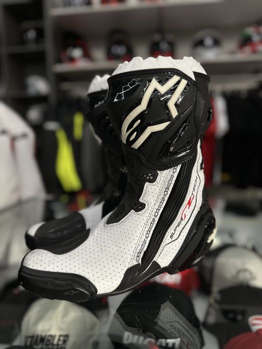 Продам оригинальные мотоботы Alpinestars Supertech R