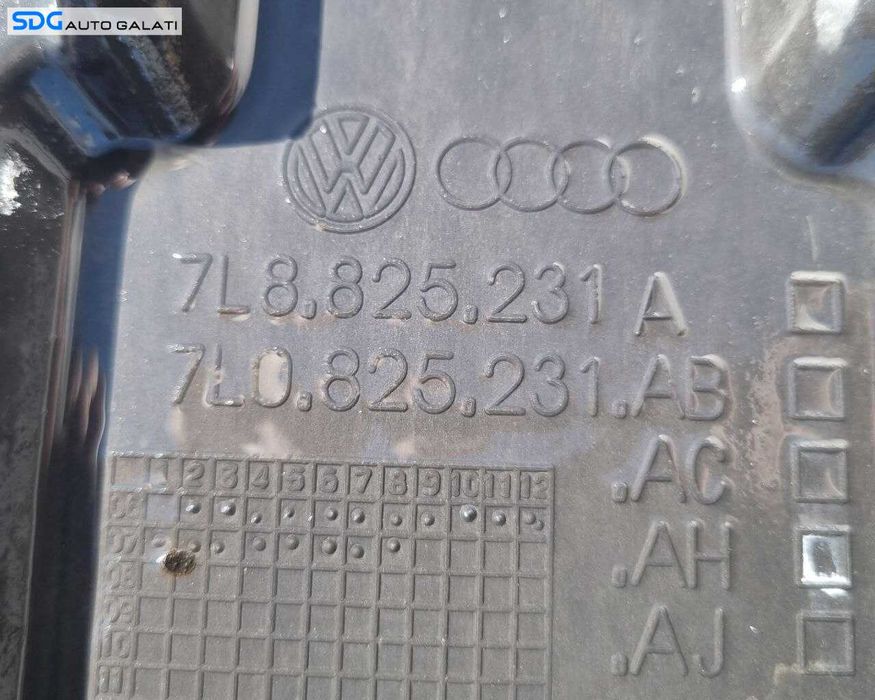Scut Protectie Motor Audi Q7 4L 2006 - 2015 Cod 7L8825231A, 7L0825231AB [LR3391]