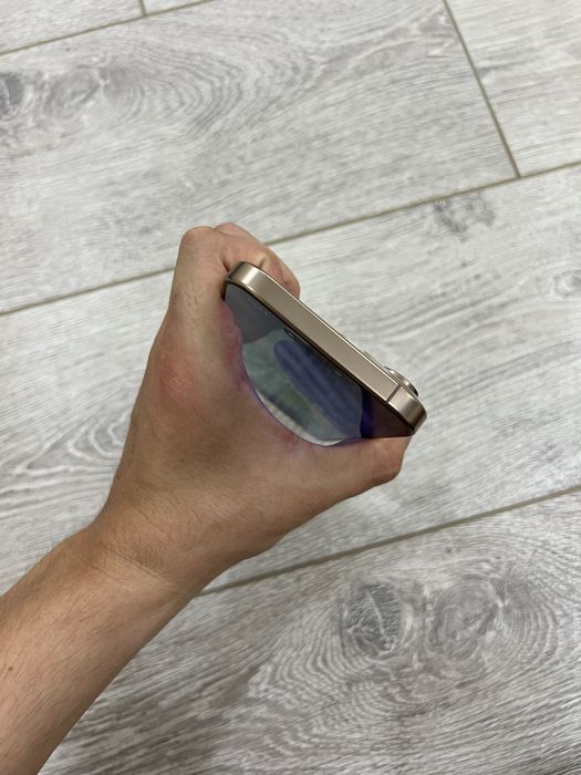 Iphone 16 pro max 95 % yomkst