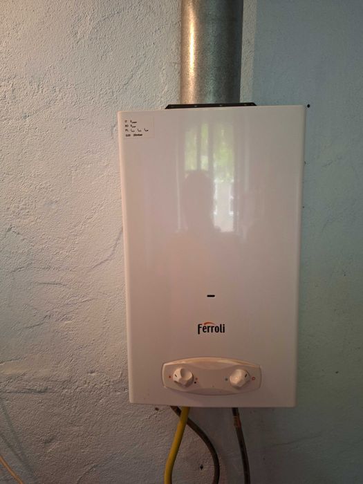Vand Yunkers Ferolli si trei convectoare Feg perfect functionale