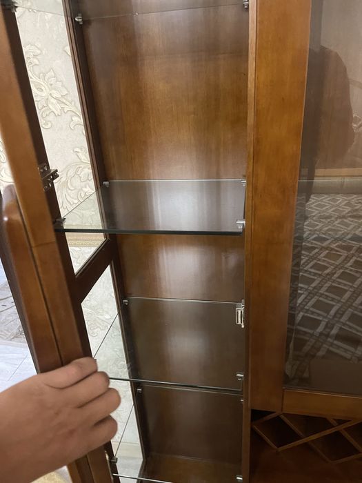 Сервант 2 предмета