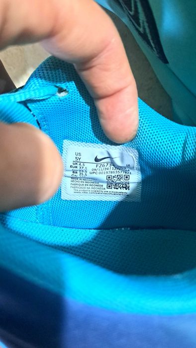 Маратонки nike 37.5