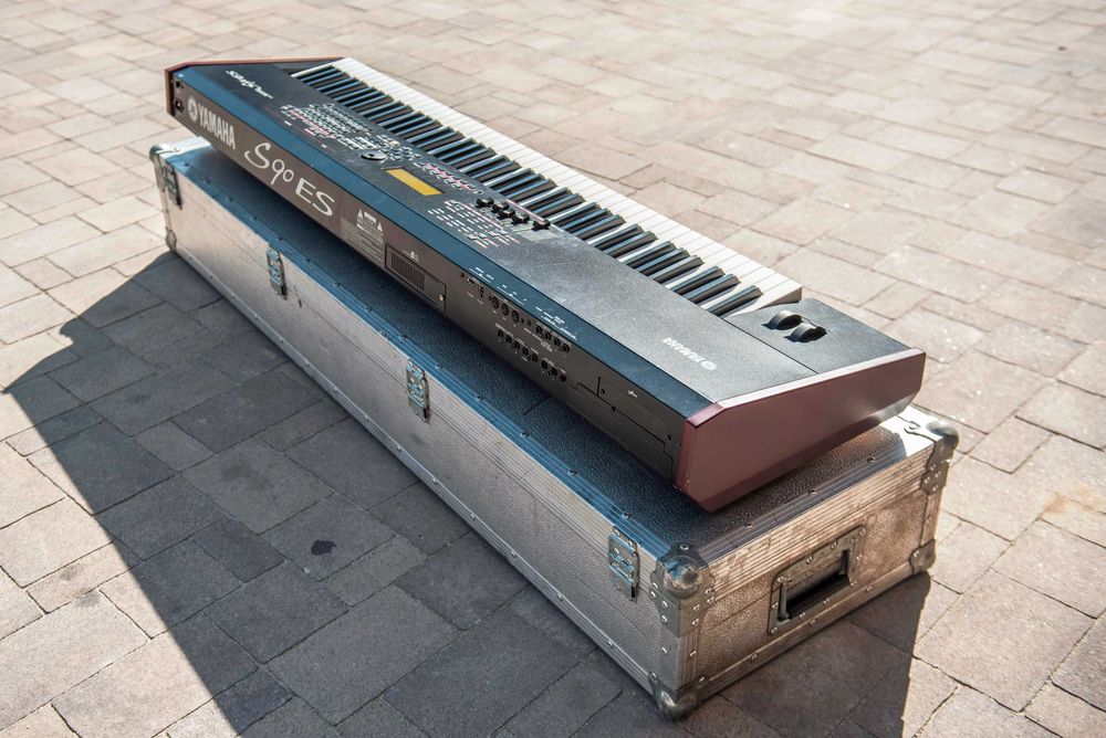 Пиано/синтезатор Yamaha S90 ES