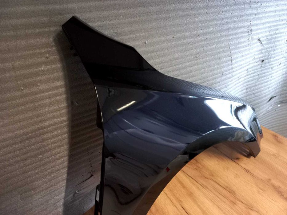 Aripa Fata Dreapta VW Jetta 5/V 2014- (LC9X (Negru))