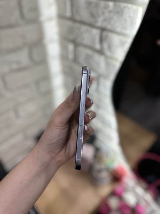 iPhone 16 pro 512 гб