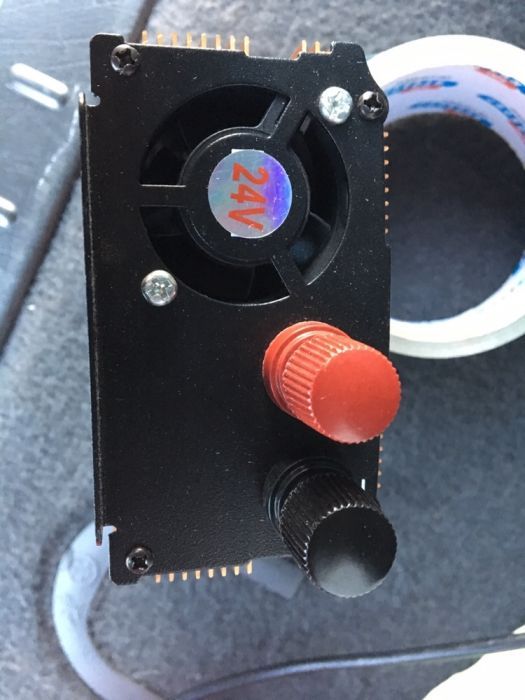 Invertor Curent 24V la curent 220V ( 500W) laptop,tv