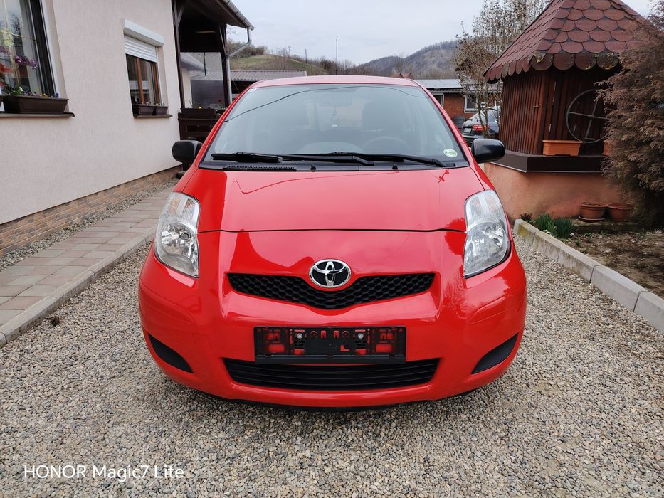 Toyota Yaris 1.0vvt-i  Euro5 an 2011 A/C