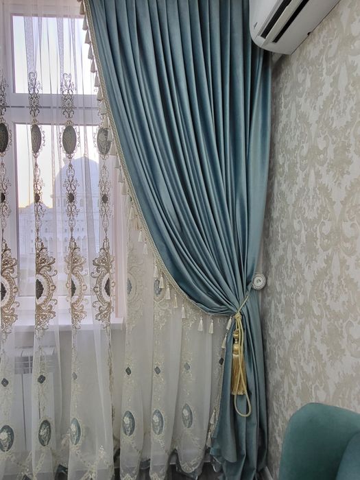 Қонақ бөлмеге портьер мен тюль