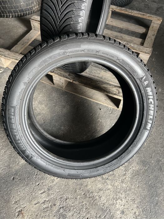 2 anvelope iarna 205/50/17 Michelin 8 mm!