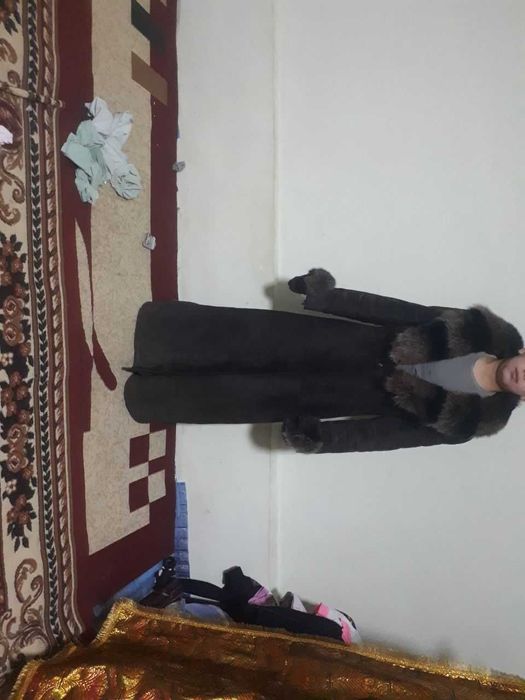 Продаю пальто меховое