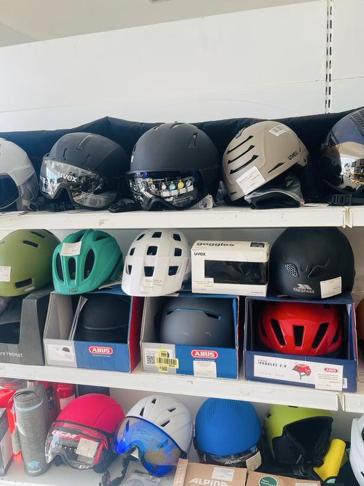 Căștii pentru schiuri si bicicleta