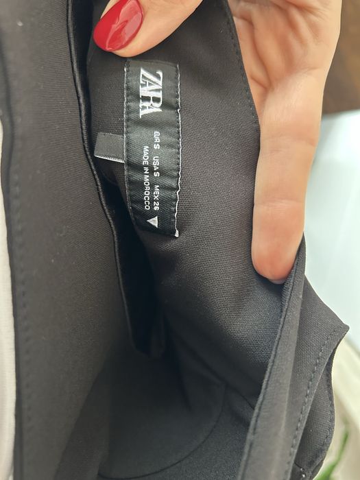 Миди Черна рокля по тялото ZARA