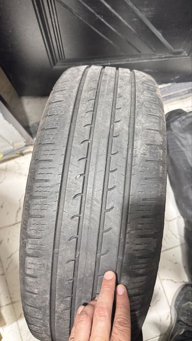 Продам б/у резину Goodyear UltraGrip suv