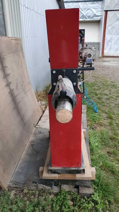 Presa brichete rumegus