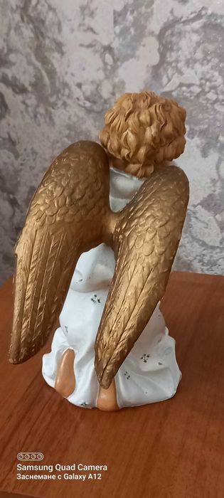 Ангелче-полирезин