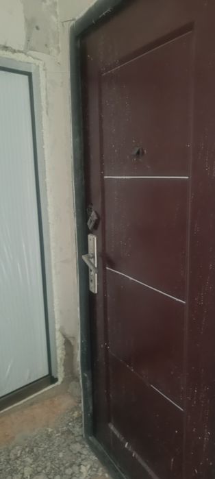 сыртқы есік сатылады