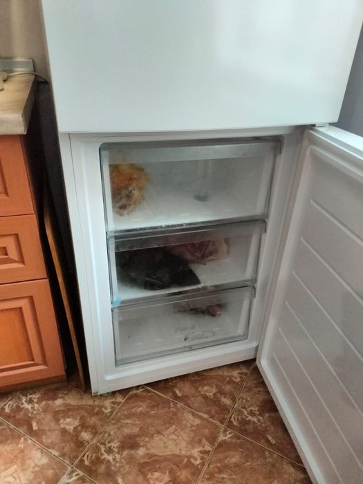 Срочно продам холодильник