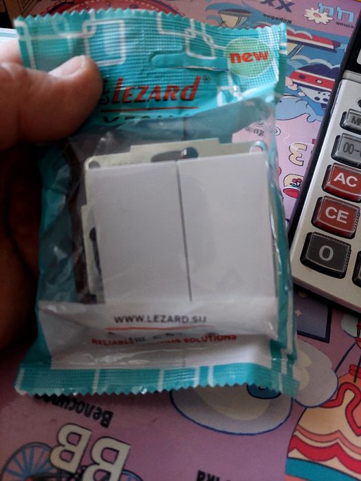 Розетки и выключатели Лезард