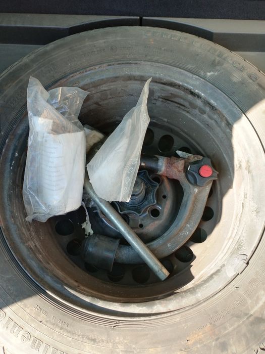 Injector egr far jante rulou volant caseta cutie carlig touran 2.0 azv
