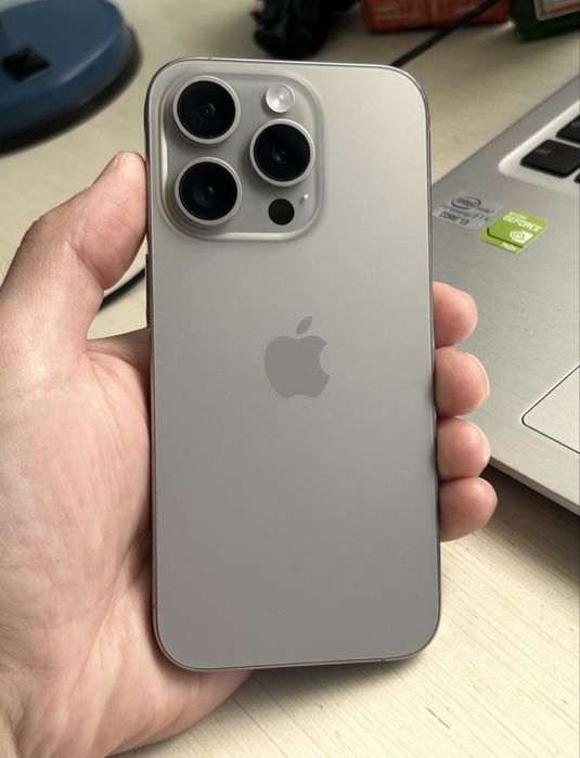 Продам Iphone 15 pro 256 gb