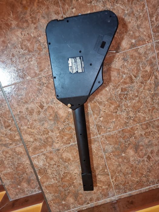 Două chitare elecrice in stare bună.