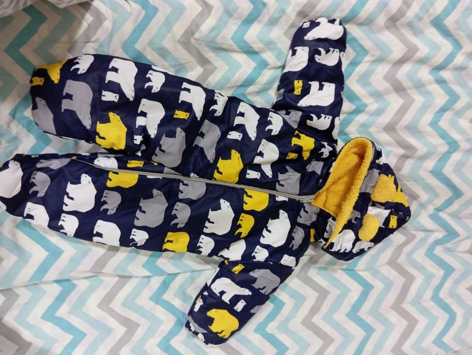 Продам комбинезон осень-весна