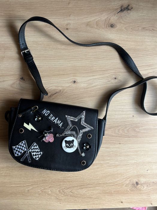 Малка чантичка през рамо no drama