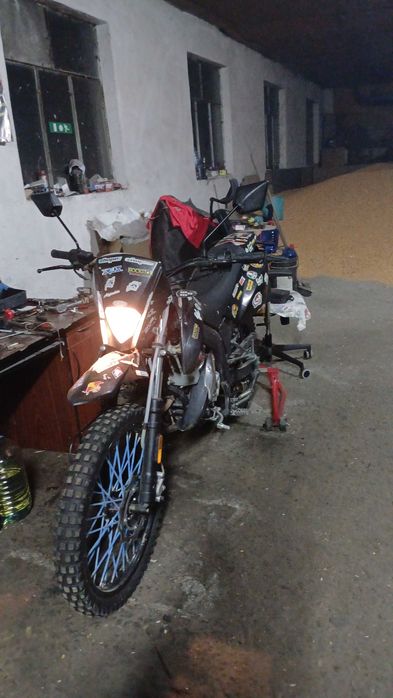 Motocicleta 50 cc  Masai  cross  Masai STR 50