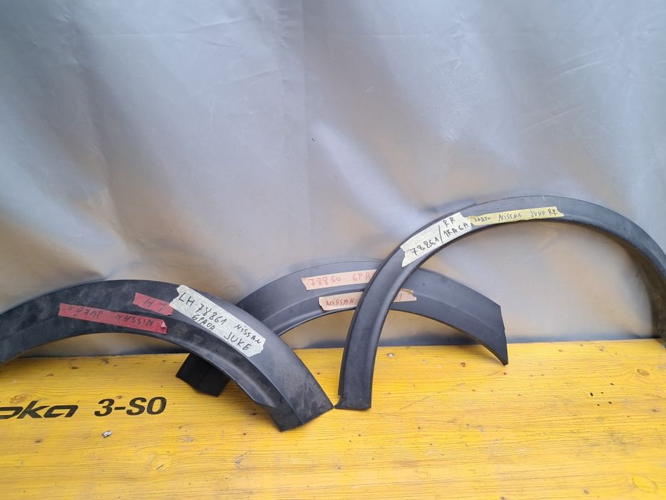 Лайсна калник Nissan Juke F15  F16