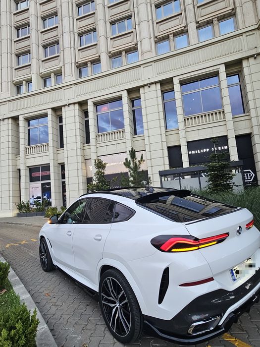 Vând x6 cel mai full podibil 0 daune cu istoric complet