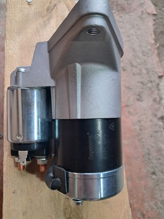 Стартер от тойоты карина е.