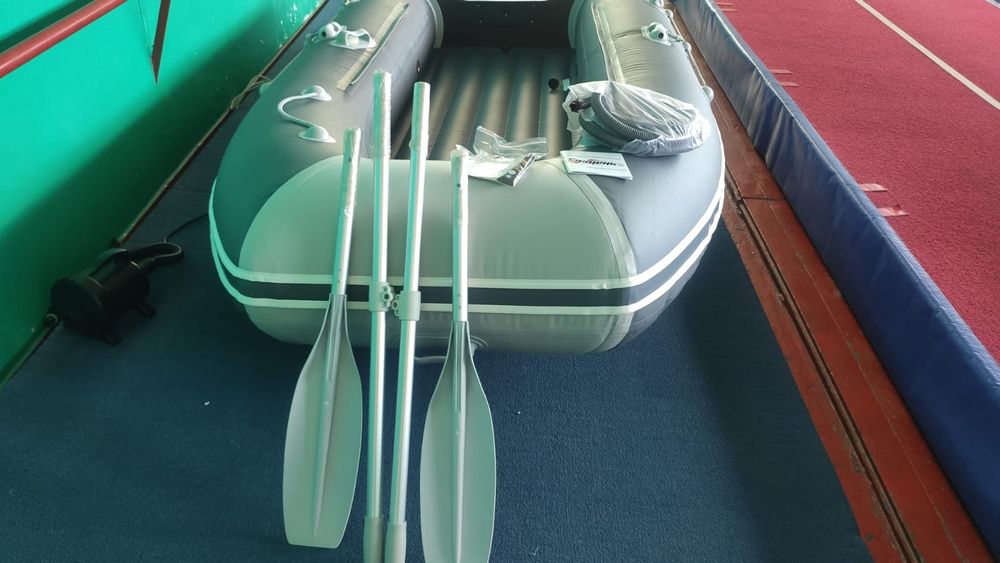 Продам новую лодку