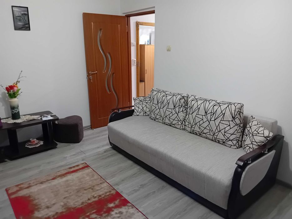 Proprietar închiriez apartament 1 cameră zona Blașcovici