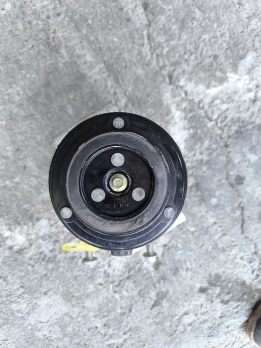 Компрессор авто кондиционера Спарк 1,25