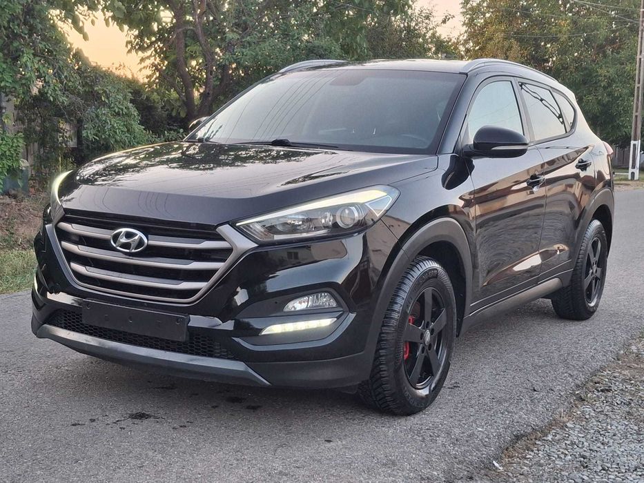 HYUNDAI TUCSON - 1.7 CRDi Automat / LED / NAVI / Climatronic / Volan incalzit