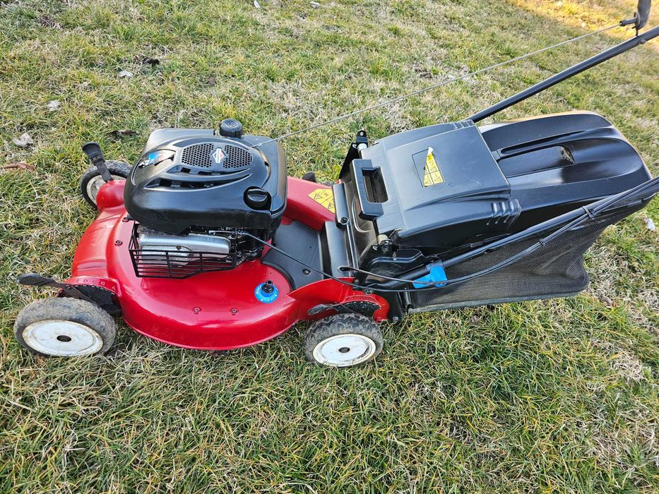 СамоХодна Косачка TORO 5,5.к.с./Мулчира. Перфектна.