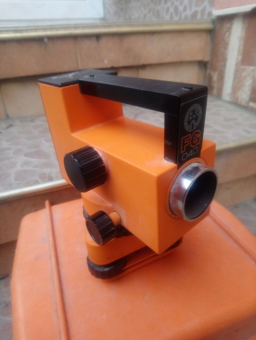 Теодолит  Автоматичен Нивилир FG 040