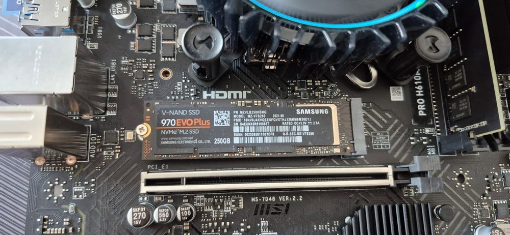 Kit Gaming i3 Gen. 12, placa de baza, SSD M2 256 GB