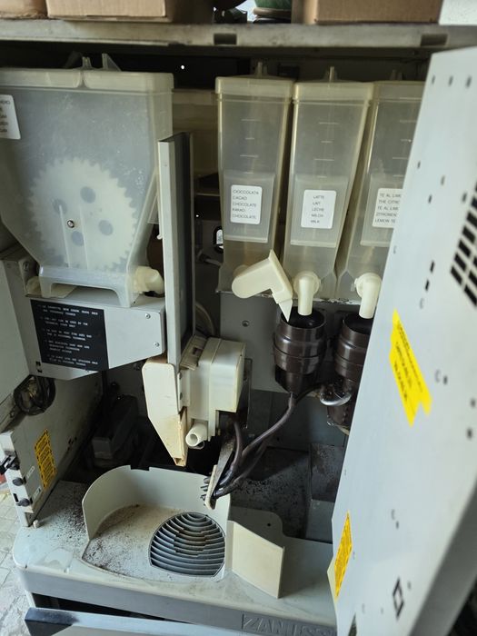 Кафемашина Зануси брио Кафеавтомат Zanussi Brio